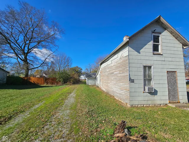$99,900 | 108 South Center Street, Greenfield, IN 46154