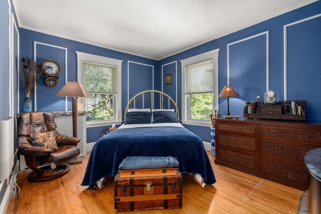 63 Winthrop Road, Unit 1 Brookline, MA 02445 - Photo 12 of 24