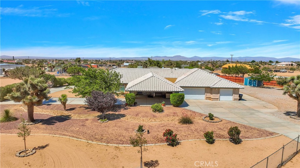 7330 Smoke Tree Road Phelan, CA 92371 - Photo 45 of 46 an outdoor space with furniture