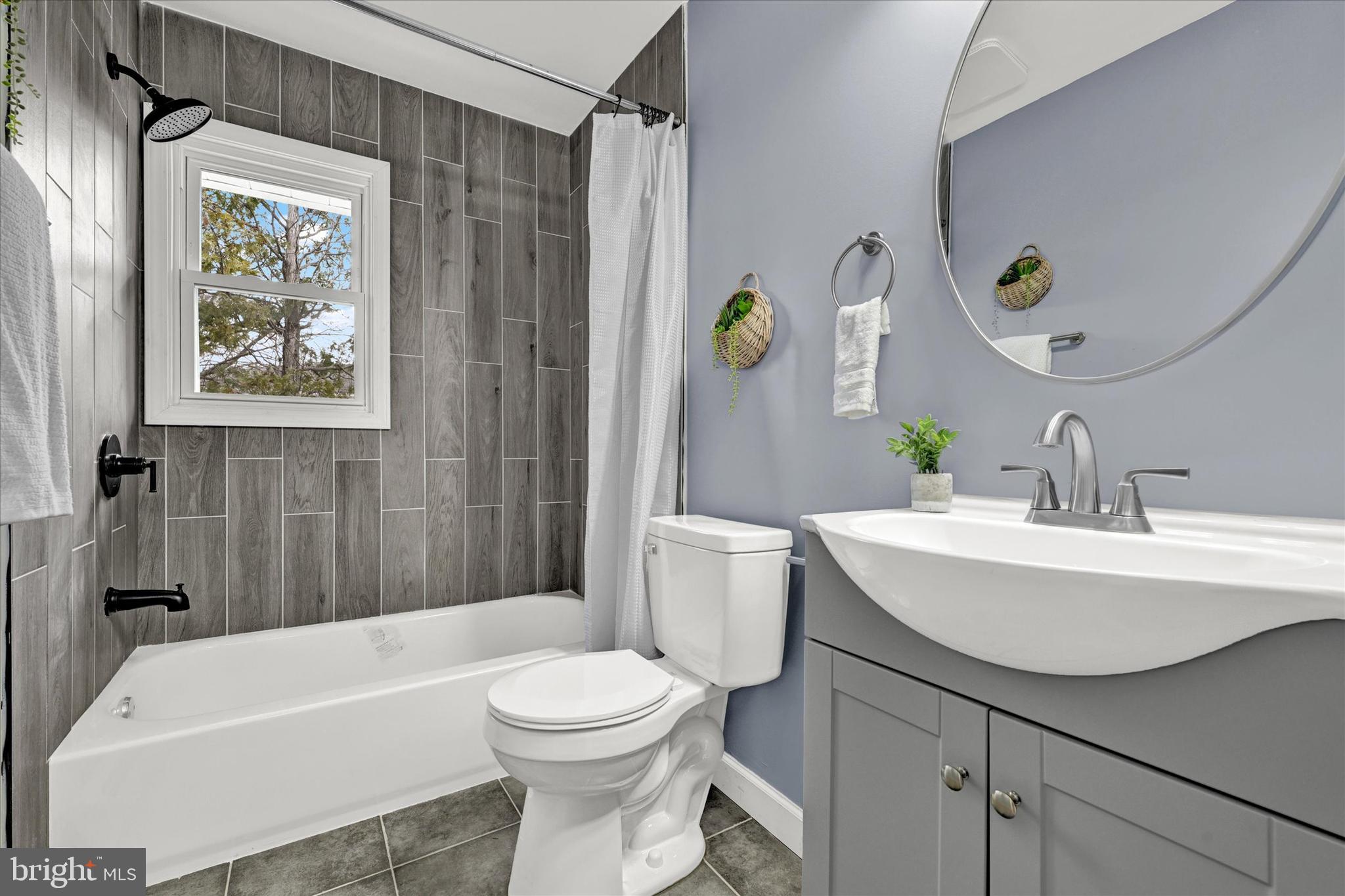 701 Squires Road Towson, MD 21286 - Photo 23 of 27 Bathroom