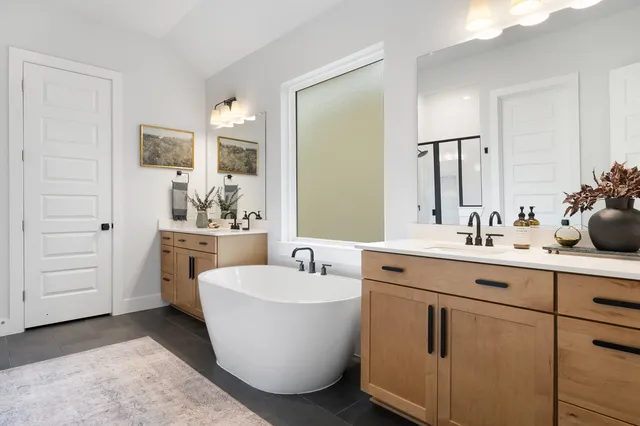 $3,800 | 7617 Alouette Drive, Austin, TX 78738