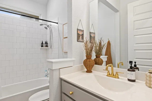 $3,800 | 7617 Alouette Drive, Austin, TX 78738