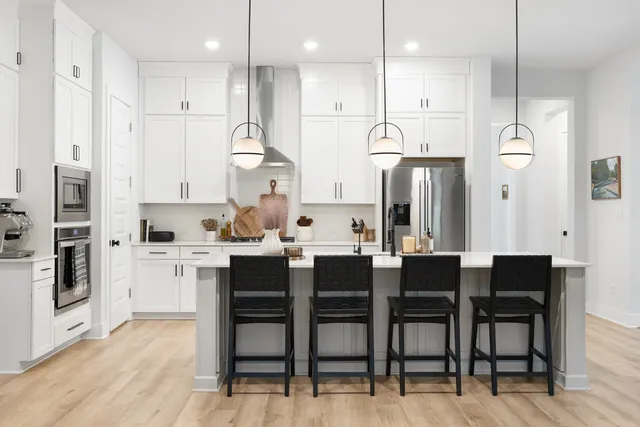 $3,800 | 7617 Alouette Drive, Austin, TX 78738