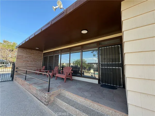 $3,500 | 3590 Buchanan Street, Riverside, CA 92503