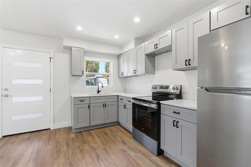 113 145th Avenue, Unit 2 Madeira Beach, FL 33708 - Photo 20 of 30