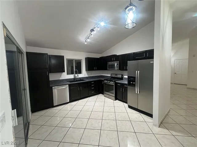 $1,995 | 8244 Ogee Drive, Las Vegas, NV 89145