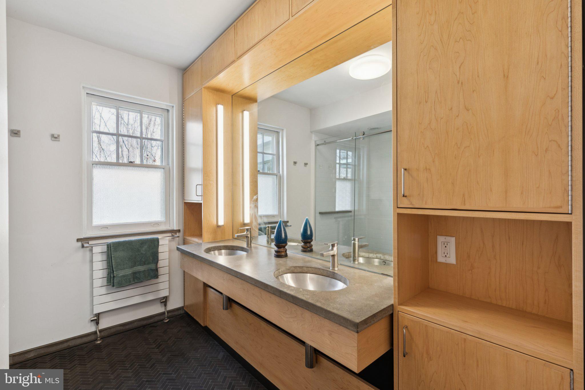 515 Carpenter Lane Philadelphia, PA 19119 - Photo 15 of 60 2nd Floor hall Bathroom