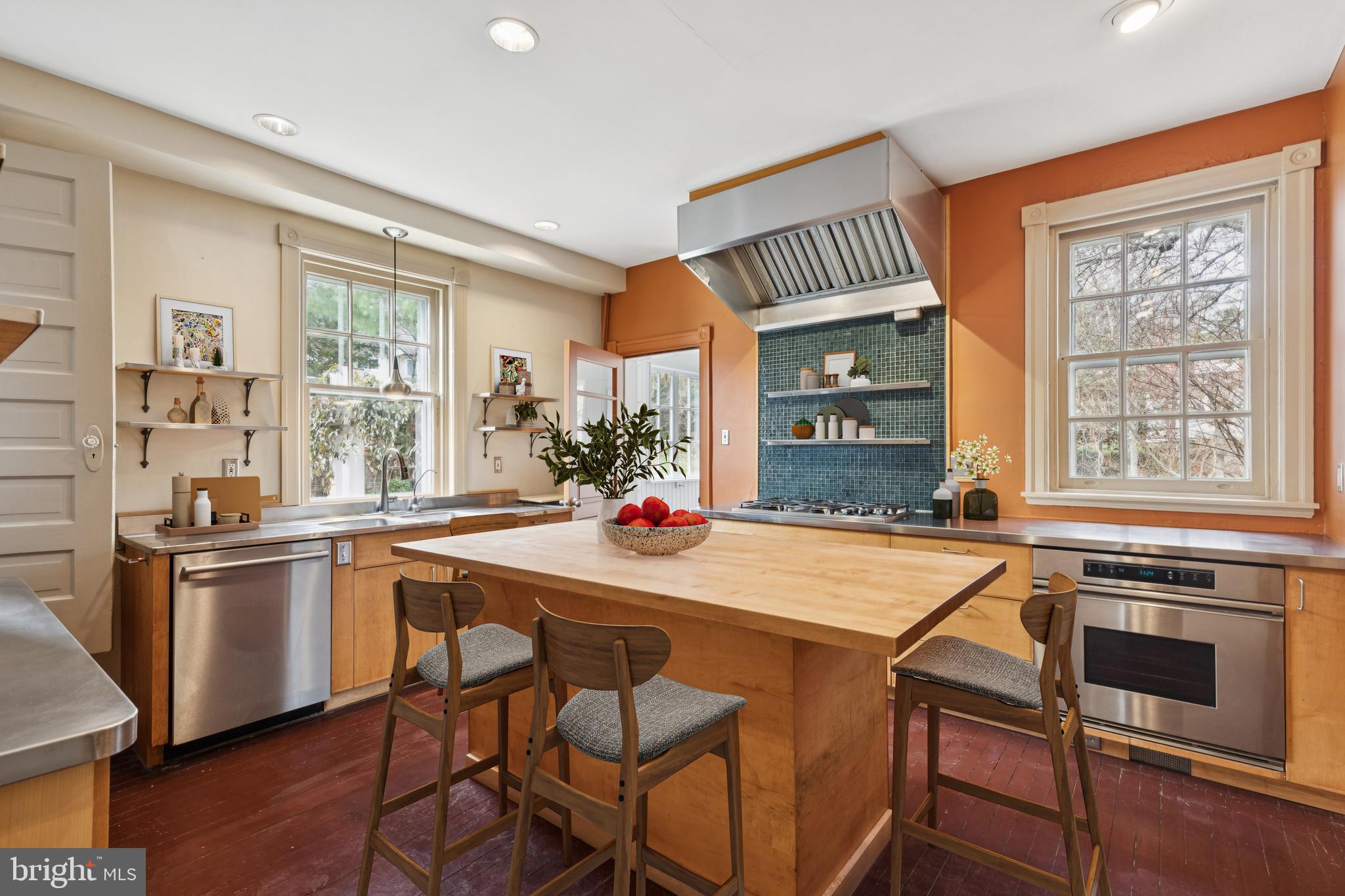 515 Carpenter Lane Philadelphia, PA 19119 - Photo 5 of 60 Kitchen