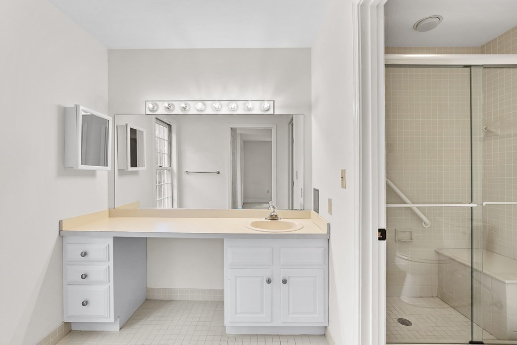 13 Quisset Brook Road, Unit 13 Milton, MA 02186 - Photo 18 of 34 Gallery Image 18