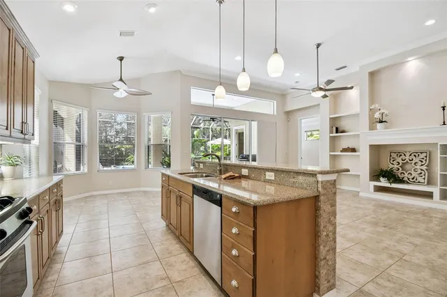 $635,000 | 7406 Lake Forest Glen, Lakewood Ranch, FL 34202