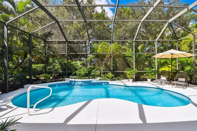 $635,000 | 7406 Lake Forest Glen, Lakewood Ranch, FL 34202