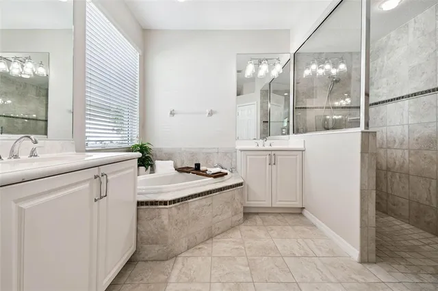 $635,000 | 7406 Lake Forest Glen, Lakewood Ranch, FL 34202