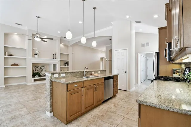 $635,000 | 7406 Lake Forest Glen, Lakewood Ranch, FL 34202