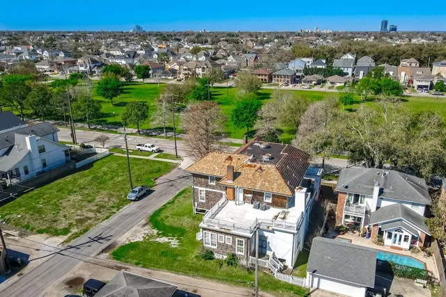 $646,000 | 6803 West End Boulevard, New Orleans, LA 70124