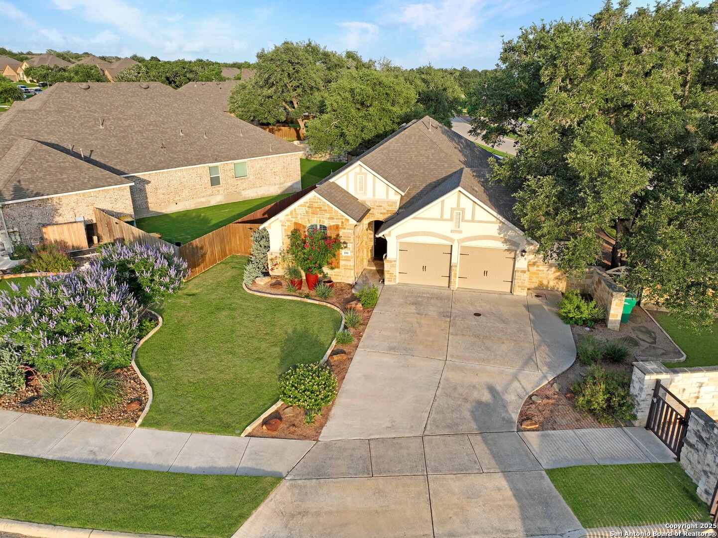 101 Boulder Creek Boerne, TX 78006 - Photo 31 of 47