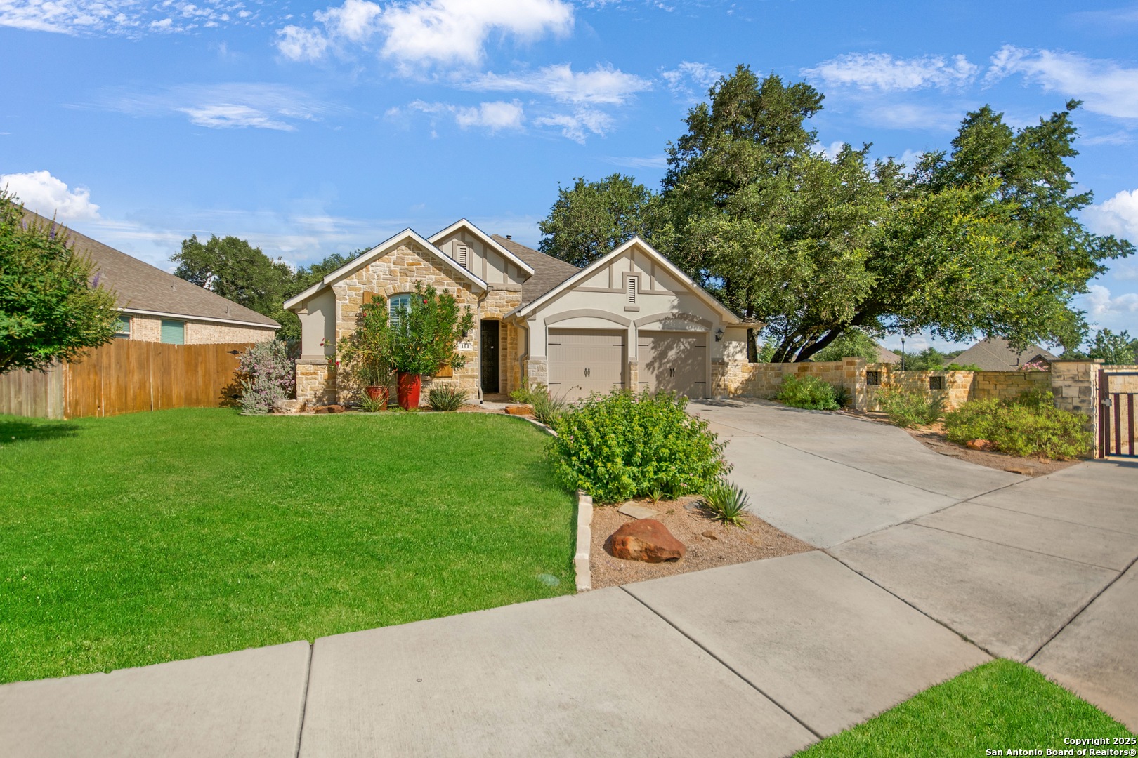 101 Boulder Creek Boerne, TX 78006 - Photo 40 of 47