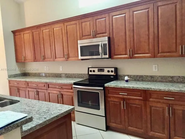 $4,600 | 1540 Southwest 171st Terrace, Pembroke Pines, FL 33027