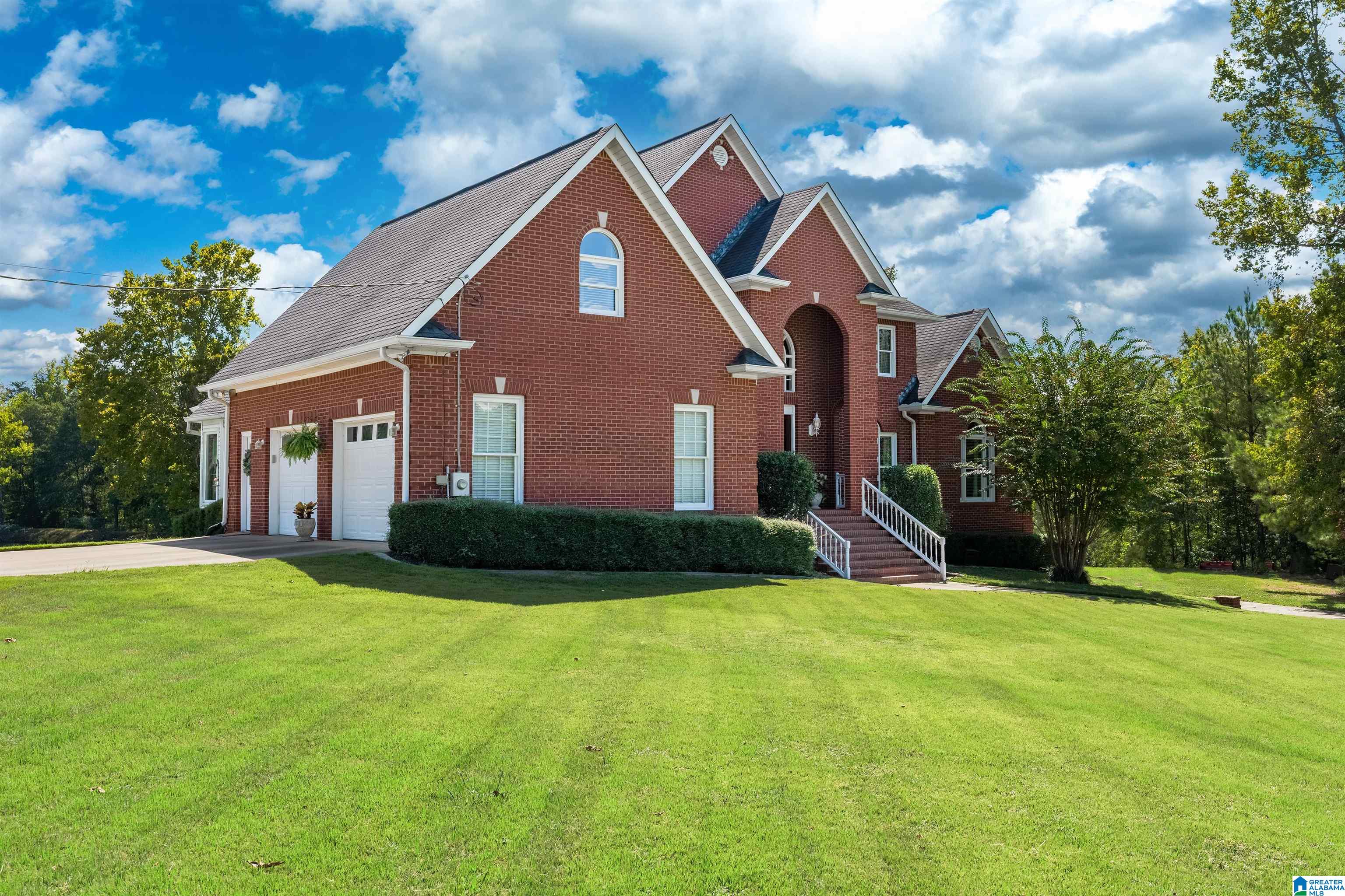 6677 Letson Lake Road Bessemer, AL 35023 - Photo 3 of 65