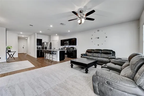 $1,950 | 19401 Berringer Drive, Pflugerville, TX 78660