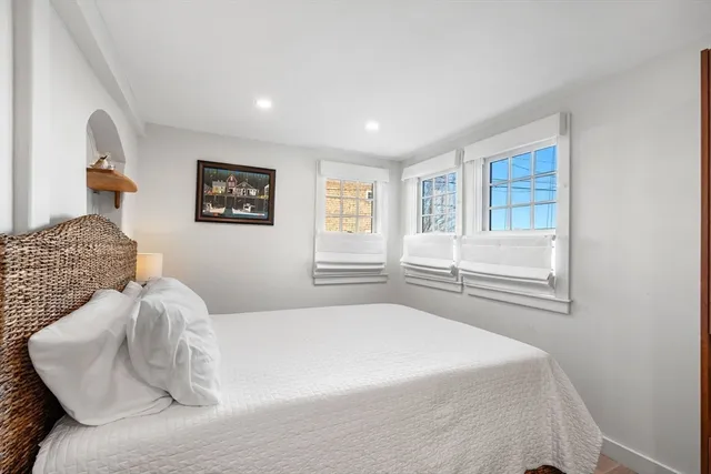 $725,000 | 166 Water Street, Unit B, Newburyport, MA 01950