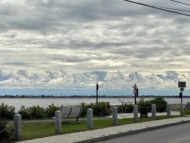 $725,000 | 166 Water Street, Unit B, Newburyport, MA 01950