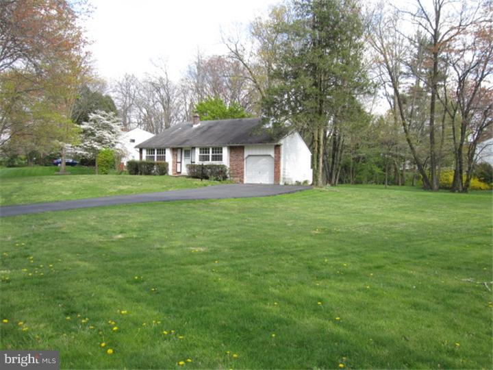 22 Lawrence Road Audubon, PA 19403 - Photo 2 of 16 Exterior Front