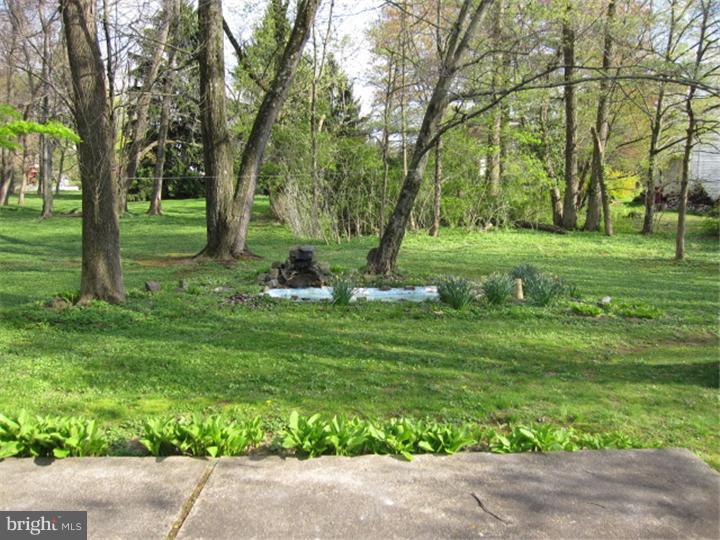 22 Lawrence Road Audubon, PA 19403 - Photo 12 of 16 Exterior Back