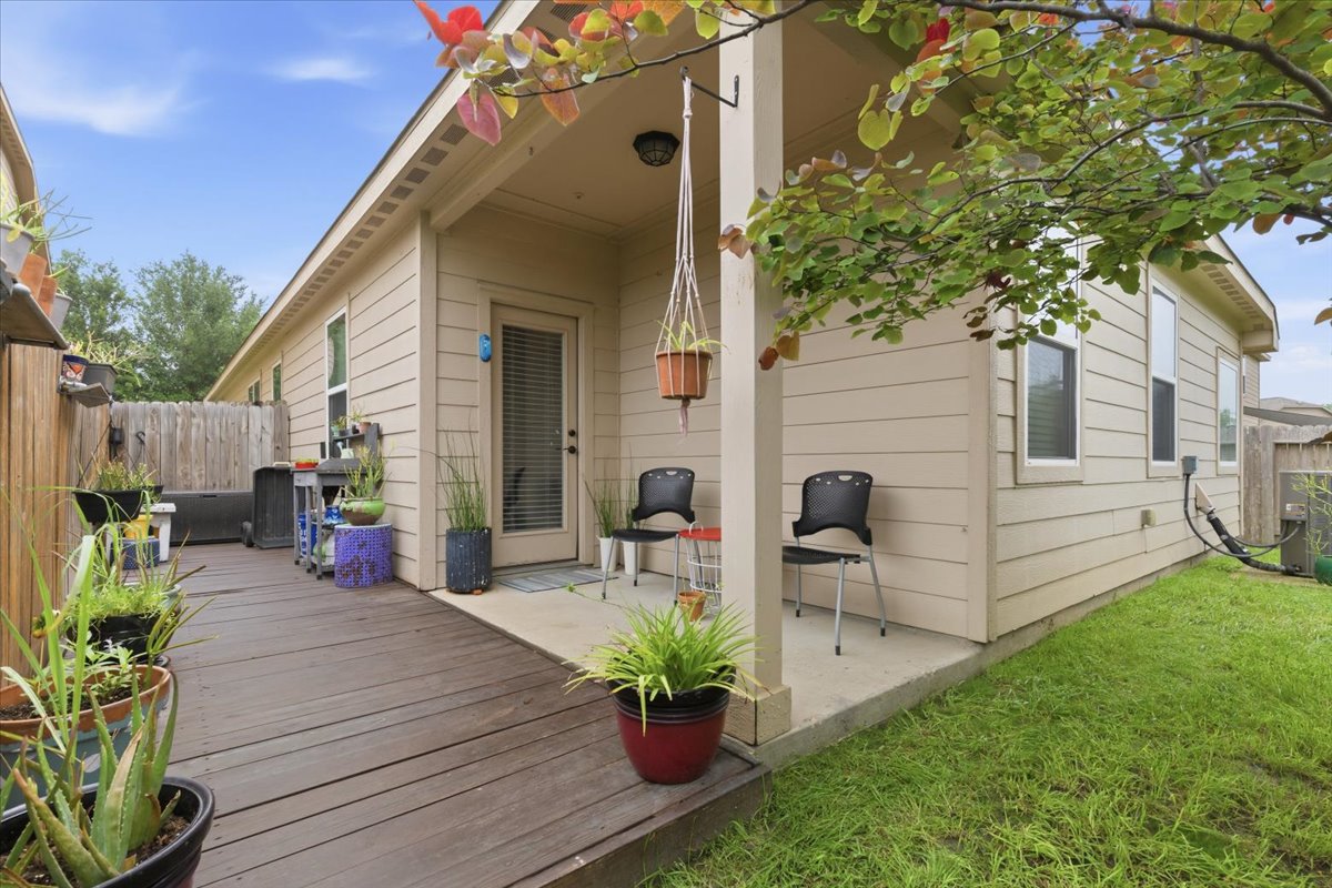 1672 Treeta Trail Kyle, TX 78640 - Photo 27 of 33
