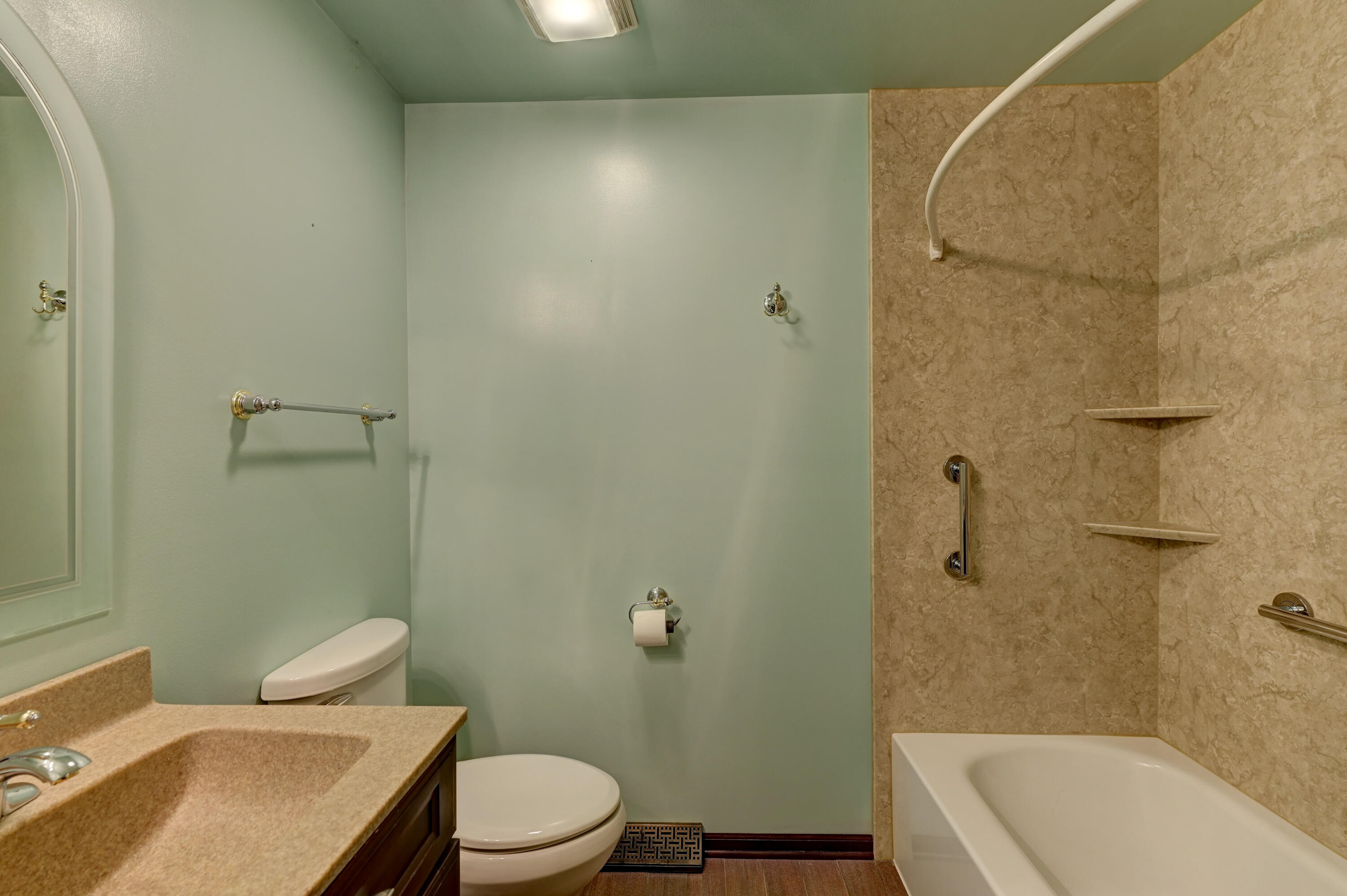 2525 Sandy Ridge Road Dyer, IN 46311 - Photo 14 of 41 3000x1996