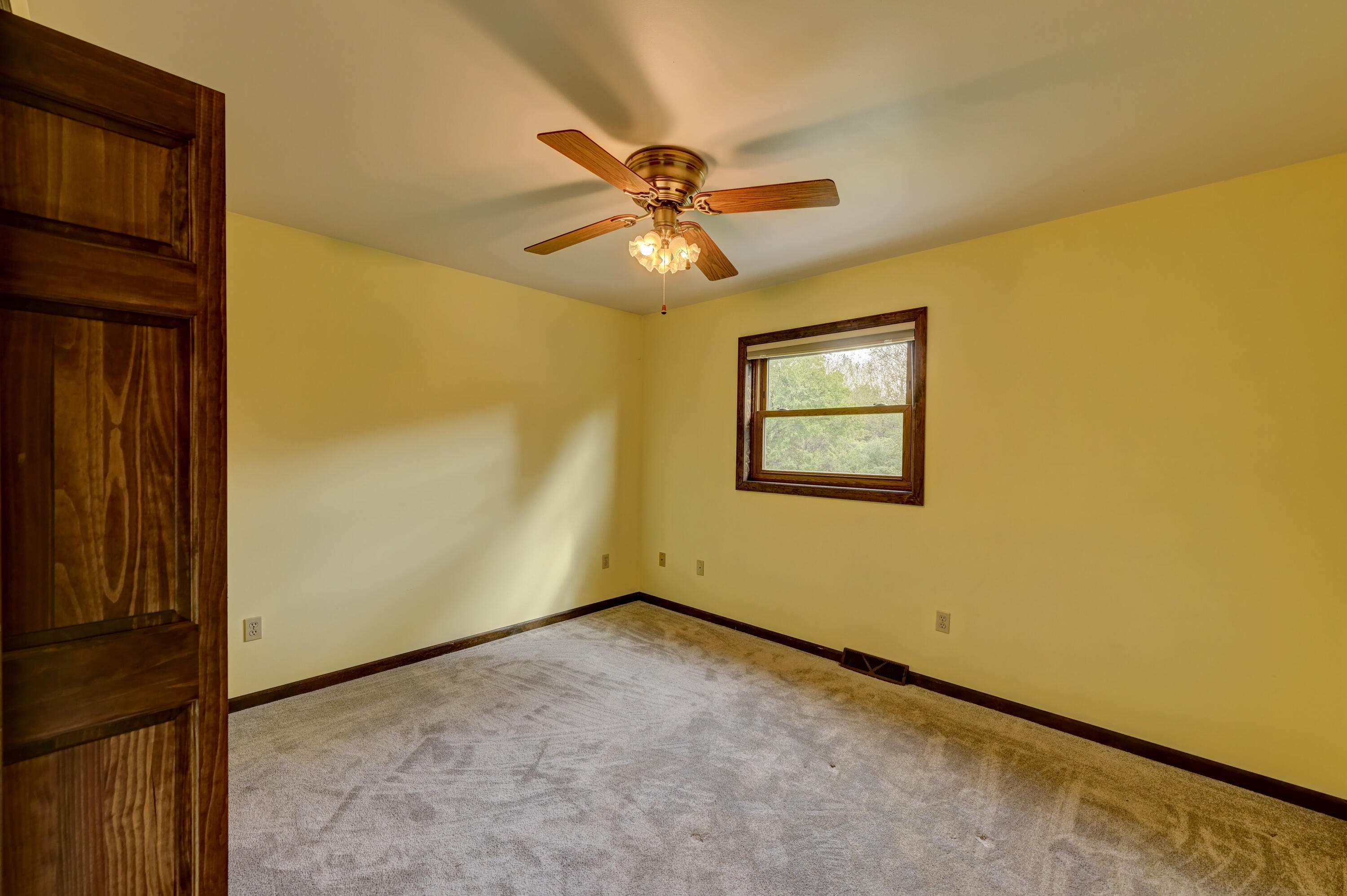 2525 Sandy Ridge Road Dyer, IN 46311 - Photo 36 of 41 3000x1996
