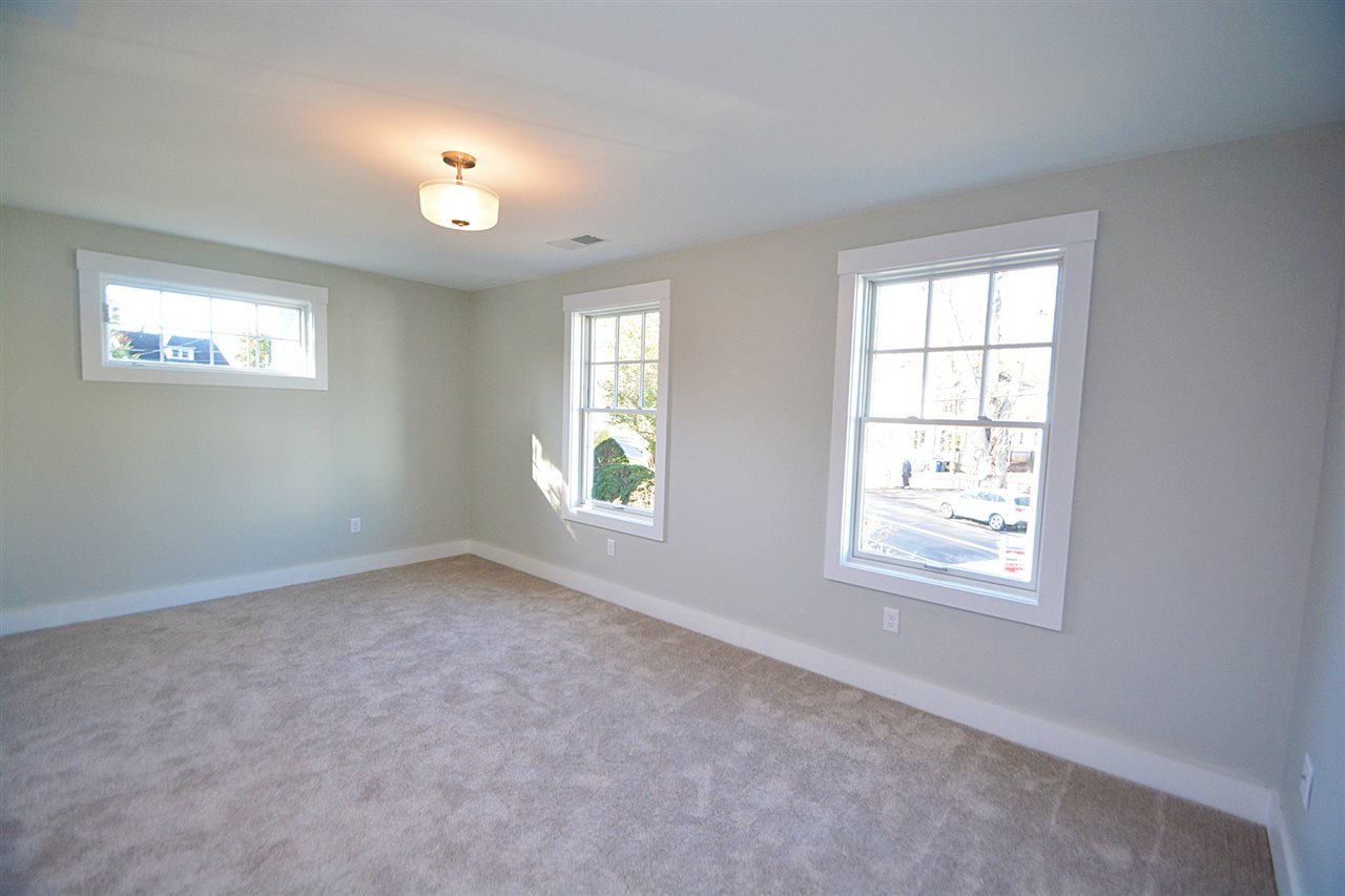 170 Middle Road Portsmouth, NH 03801 - Photo 22 of 40