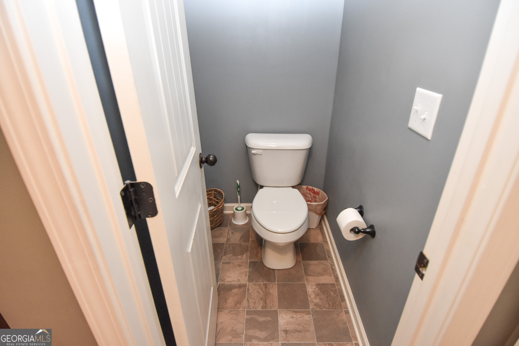 1946 Highway 362 Williamson, GA 30292 - Photo 66 of 104 a bathroom with a toilet and a shower