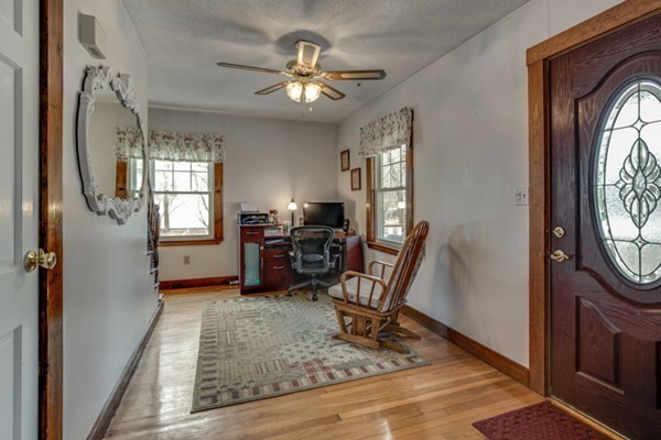 3 Woodbine Road Billerica, MA 01821 - Photo 3 of 29 Gallery Image 3