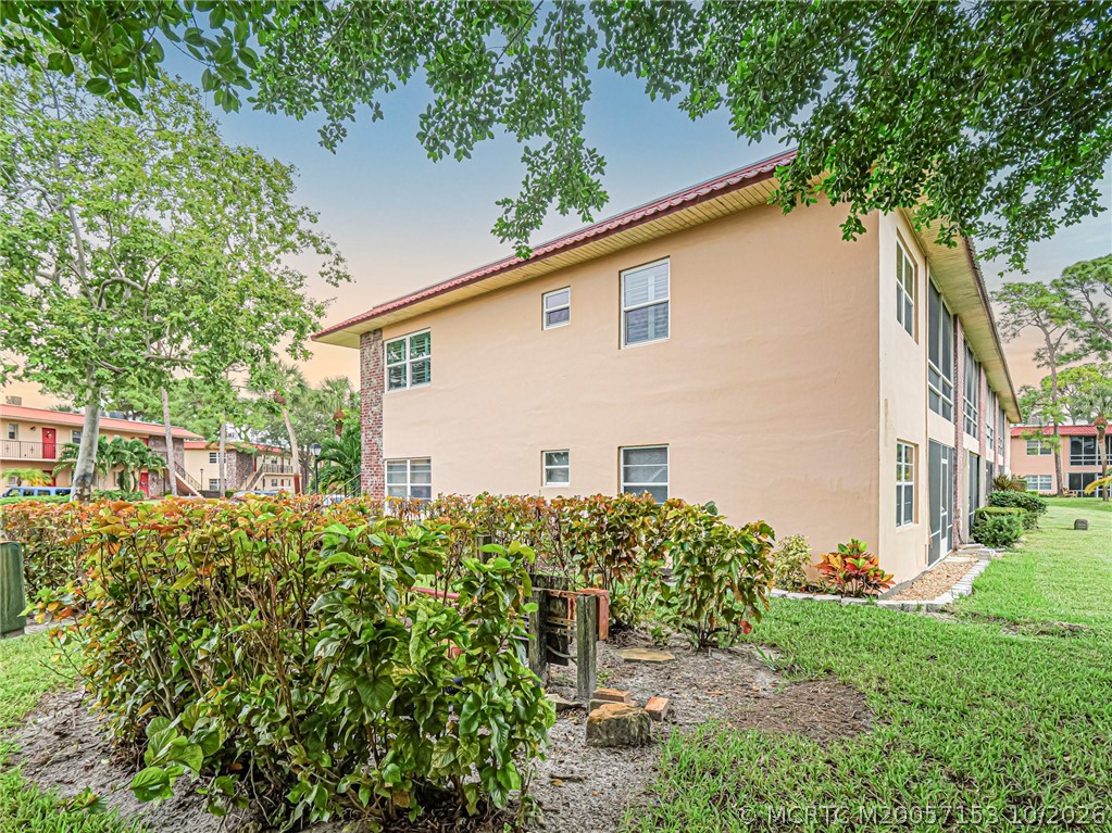 1975 Southwest Palm City Road, Unit J Stuart, FL 34994 - Photo 33 of 40 Gallery Image 33
