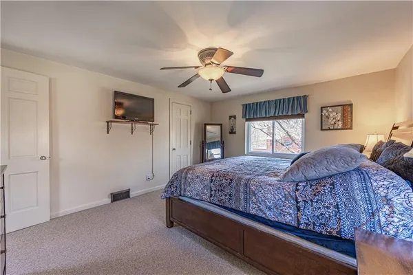 $279,900 | 222 Glenview Drive, New Kensington, PA 15068
