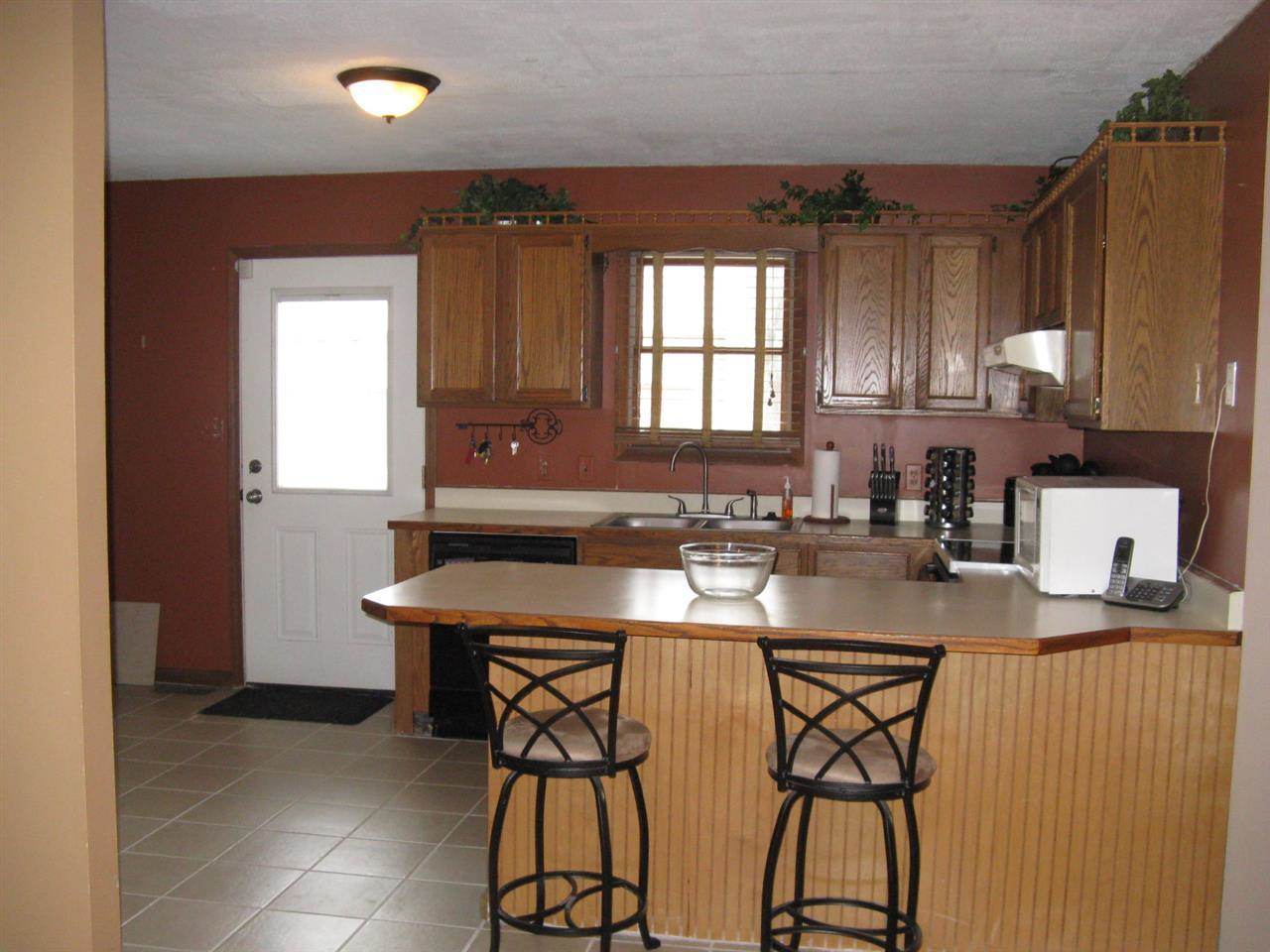 811 Inderrieden Road Chandler, IN 47610 - Photo 4 of 24 Gallery Image 4