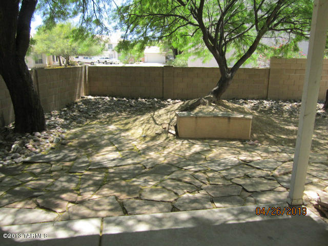 7115 West Rivulet Drive Tucson, AZ 85743 - Photo 12 of 13