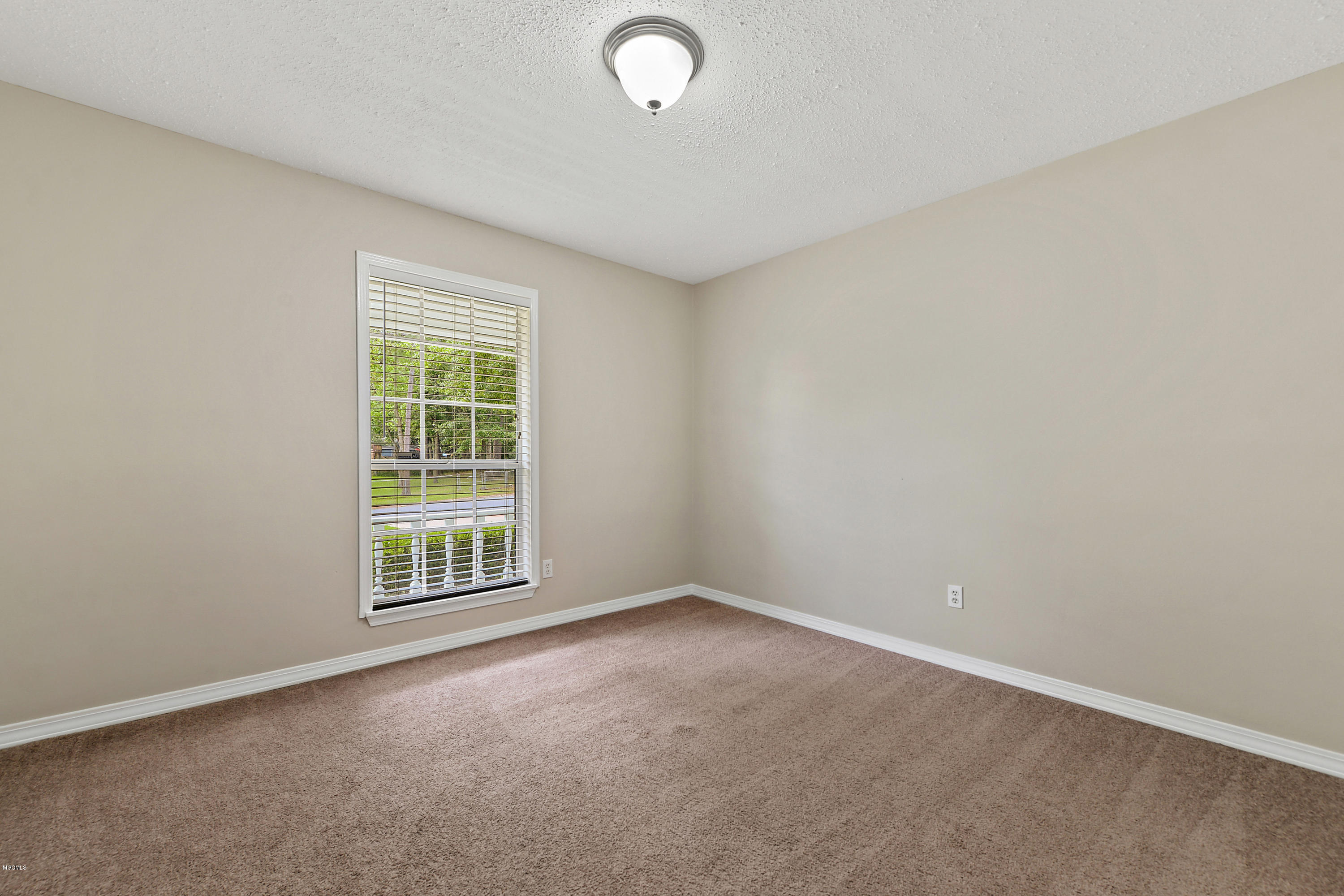 1404 Diller Road Ocean Springs, MS 39564 - Photo 15 of 19 015
