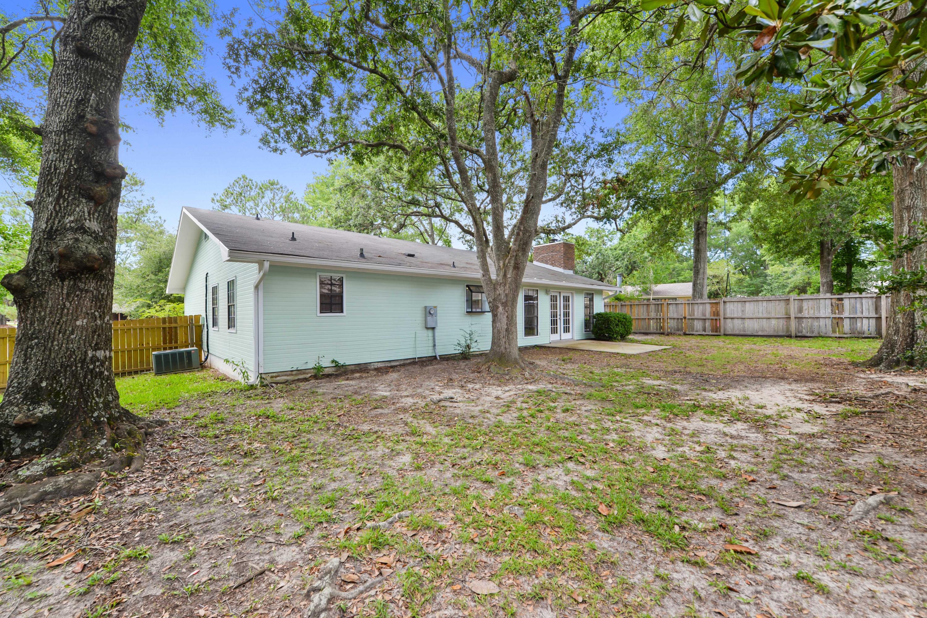 1404 Diller Road Ocean Springs, MS 39564 - Photo 19 of 19 019