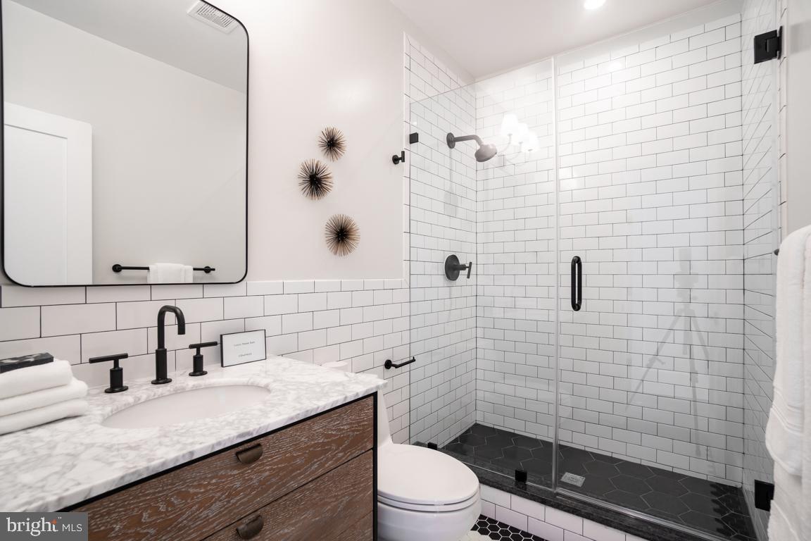 324 Todd Place Northeast Washington, DC 20002 - Photo 20 of 36