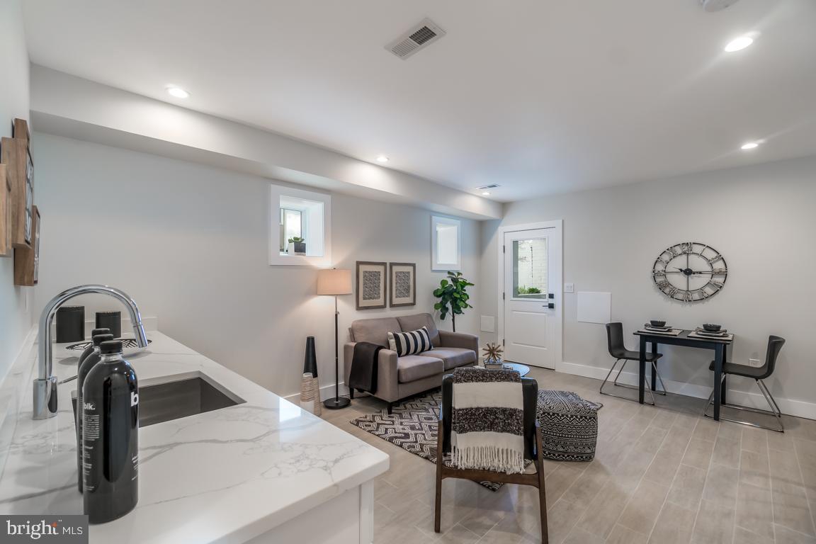 324 Todd Place Northeast Washington, DC 20002 - Photo 29 of 36