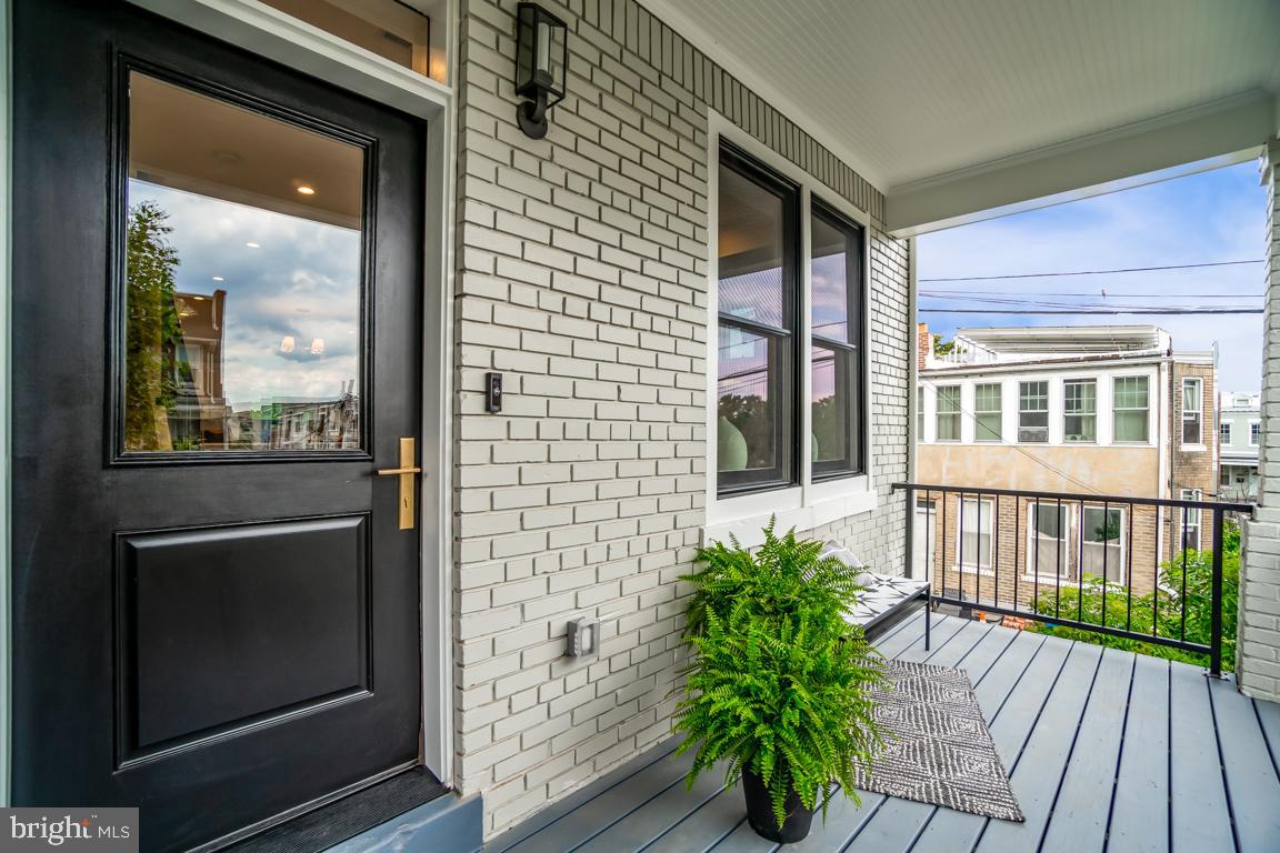 324 Todd Place Northeast Washington, DC 20002 - Photo 4 of 36