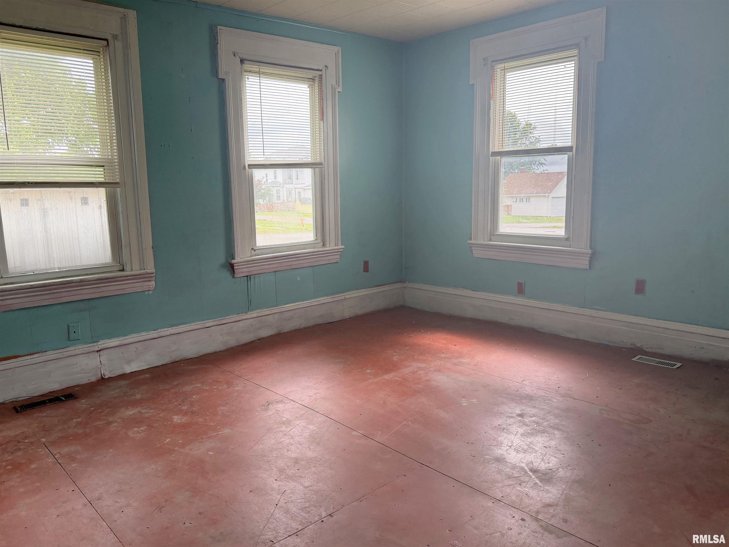 107 East Market Street Table Grove, IL 61482 - Photo 11 of 26