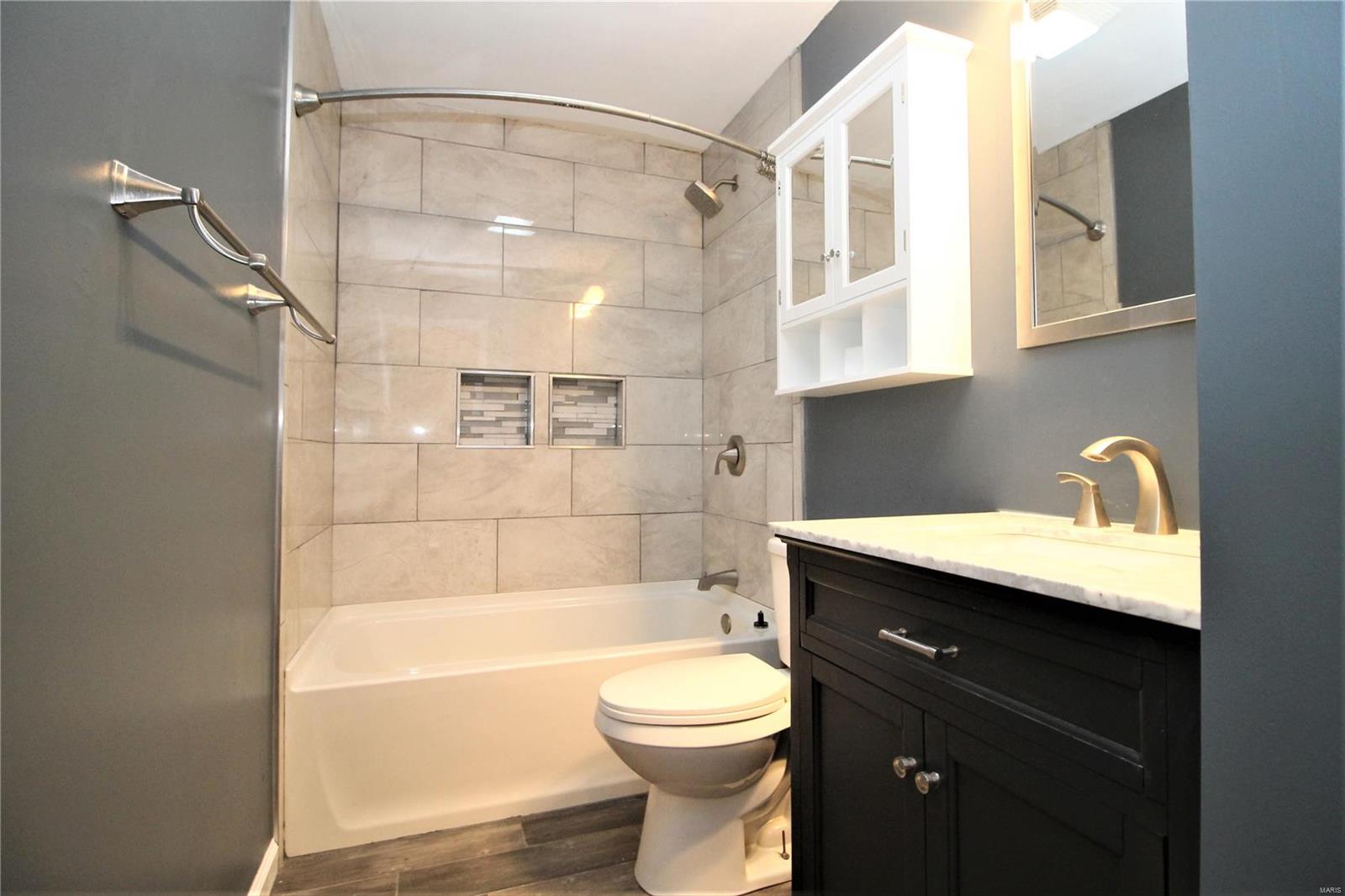5132 Old Alton Road Granite City, IL 62040 - Photo 14 of 22 Gallery Image 14