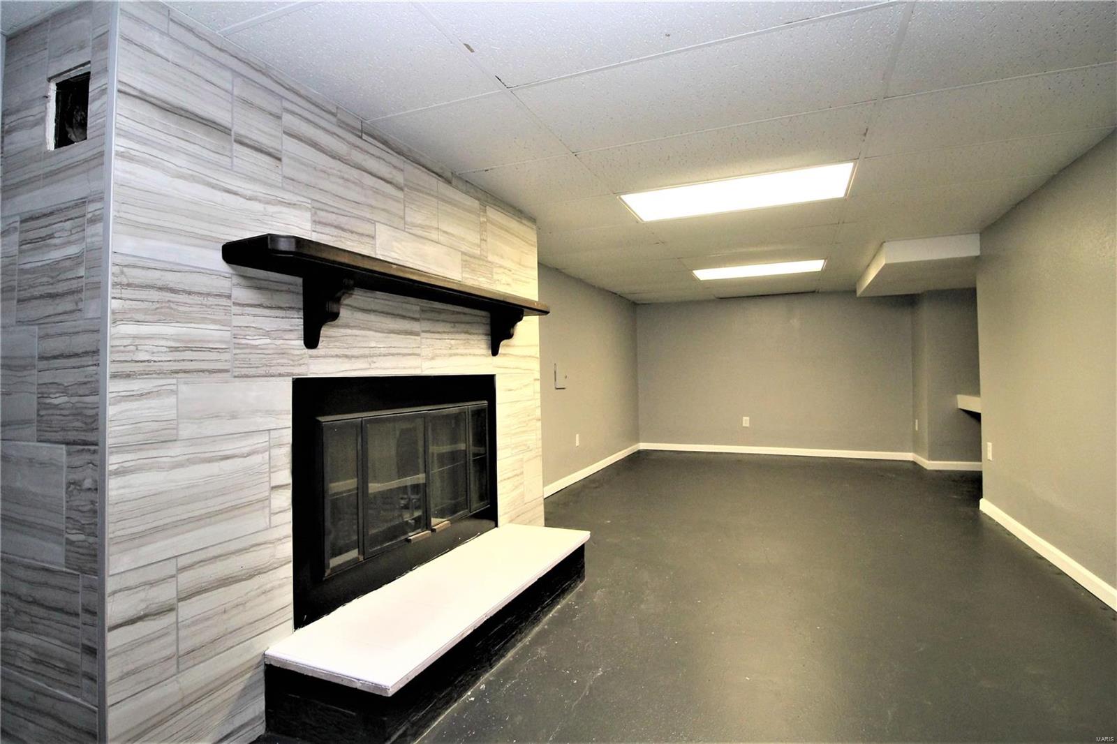 5132 Old Alton Road Granite City, IL 62040 - Photo 17 of 22 Gallery Image 17