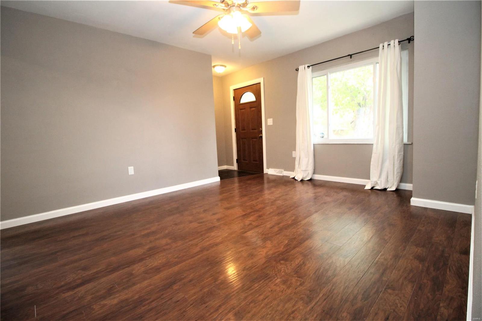 5132 Old Alton Road Granite City, IL 62040 - Photo 7 of 22 Gallery Image 7