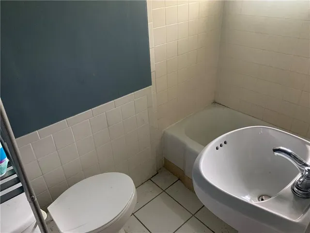 $875 | 10023 Calvin Street, Unit REAR, Pittsburgh, PA 15235