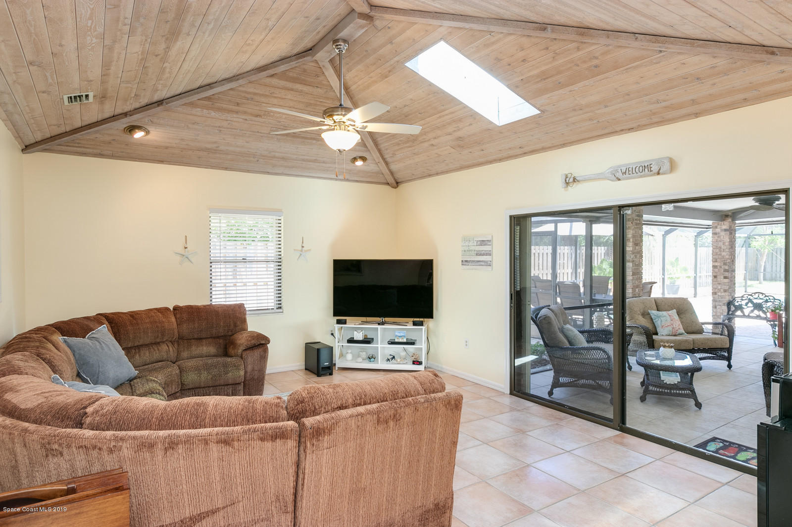 28_541RioBella9725_mls