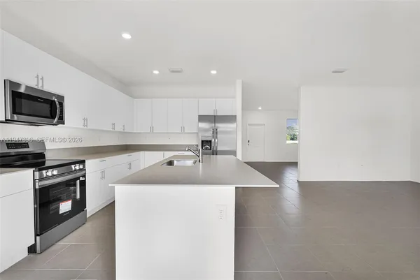 $3,800 | 27210 Southwest 159th Path, Homestead, FL 33031