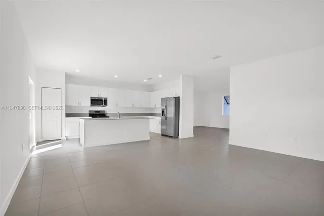 $3,800 | 27210 Southwest 159th Path, Homestead, FL 33031